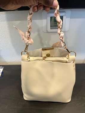 Women’s Cream Top-Handle Bucket Bag with Pink Scarf Detail